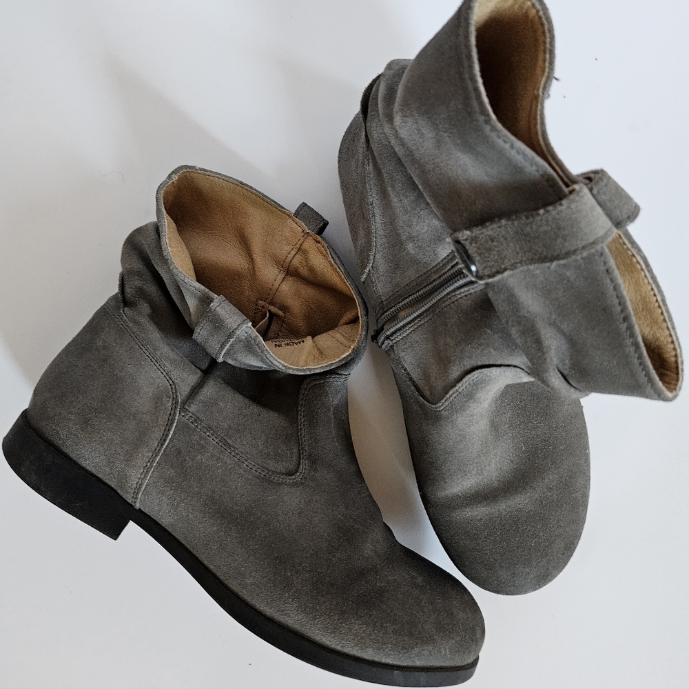 Birkenstock Women's Sarnia Slouch Suede Ankle Boot
